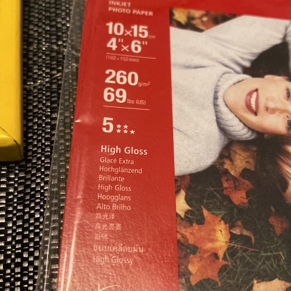 Photo paper + 4 small photo frames - Picture 3 of 3